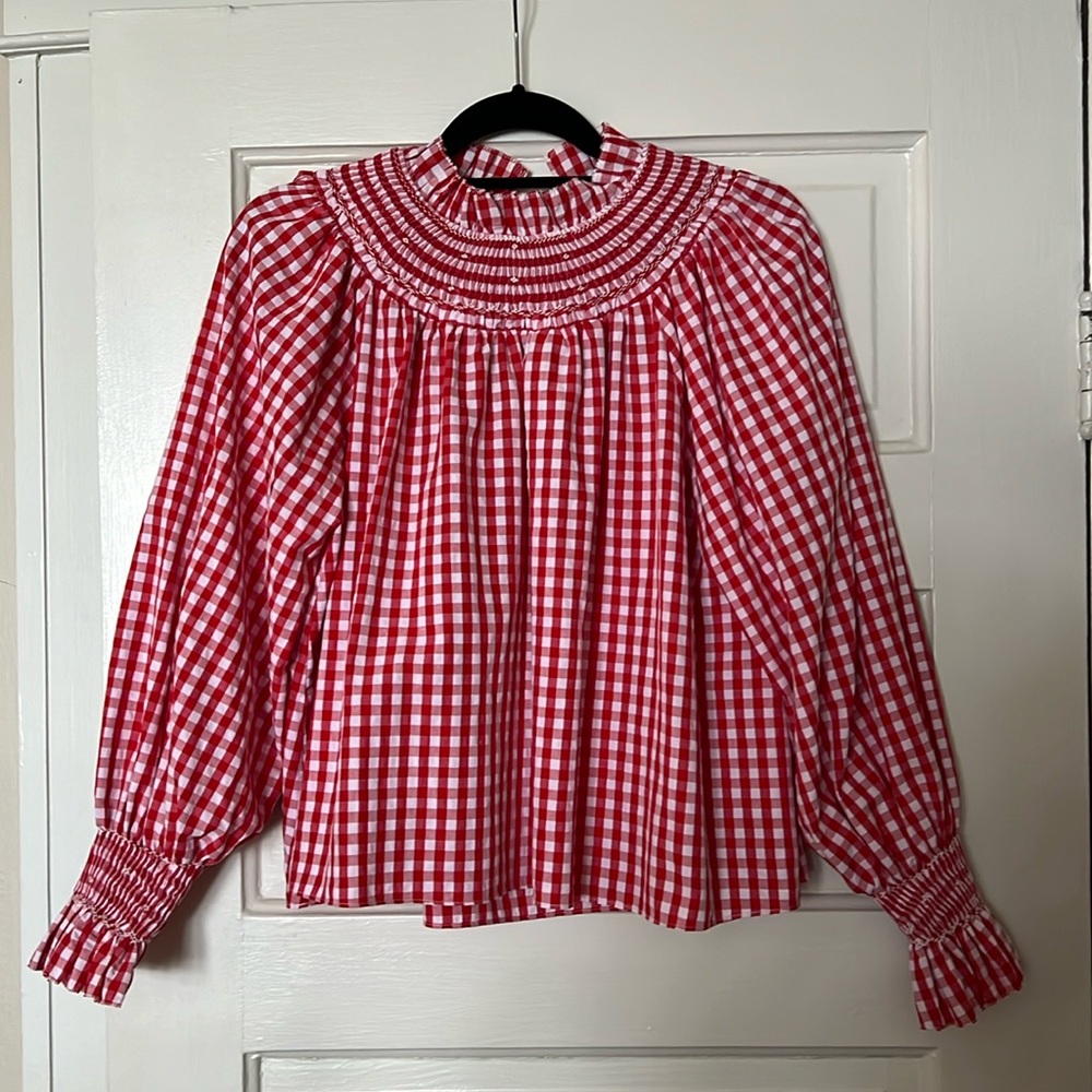 Hunter Bell top